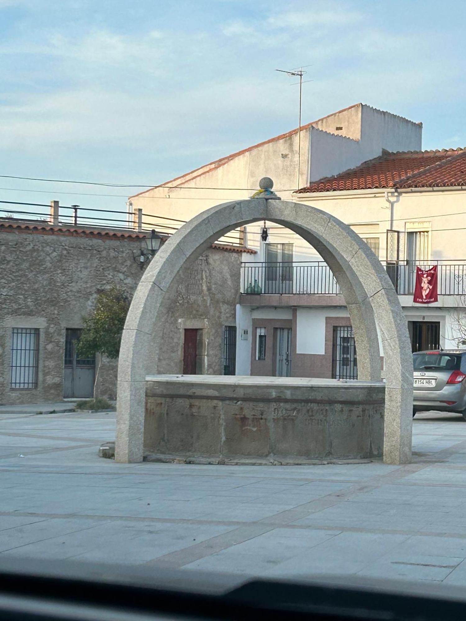 Casa Rural La Manzanilla Salvatierra de Santiago ภายนอก รูปภาพ